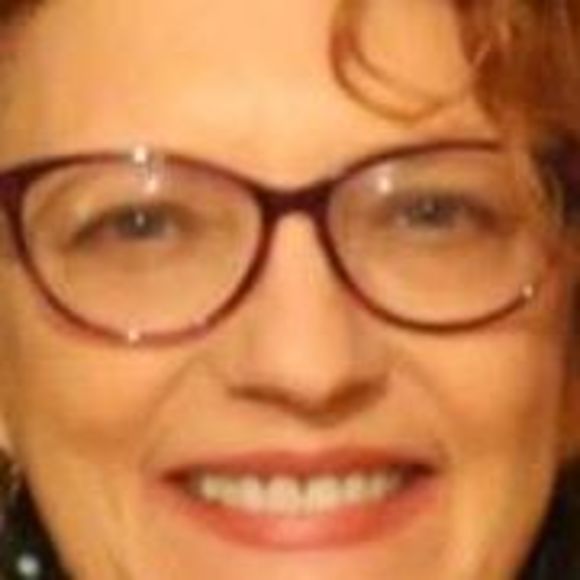 Meet your Posher, Rhonda - Picture 1 of 1